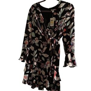 Bar III Floral Dress Sz M NWT